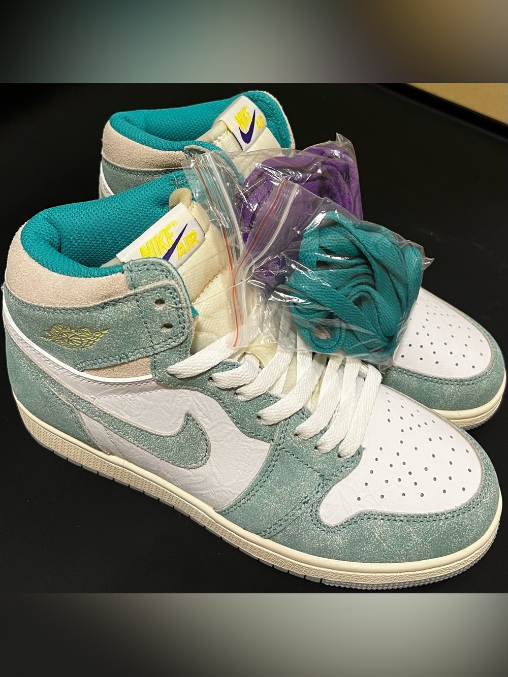 AIR JORDAN 1 RETRO HIGH OG GS 'TURBO GREEN' | SIZE 5.5Y